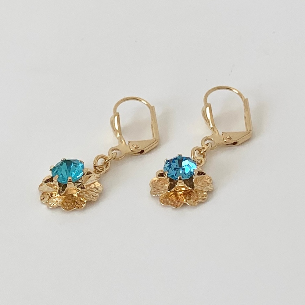Gold filled dangle earring